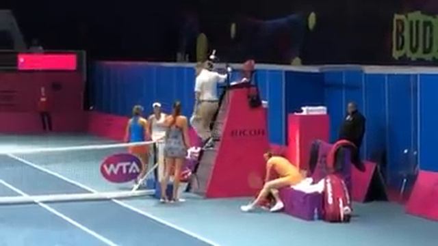 WTA Handshake Fail: Budapest 2019 R1 - Garcia Perez/Voracova vs Hon/Rodionova смотреть онлайн
