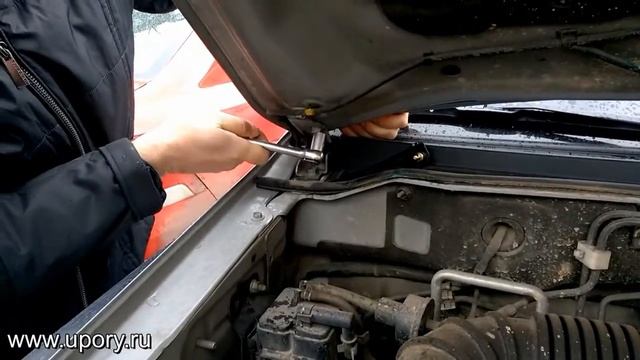 Установка амортизаторов (упоров) капота для автомобиля Mitsubishi Pajero 4 (Pajero 3) от upory.ru смотреть онлайн