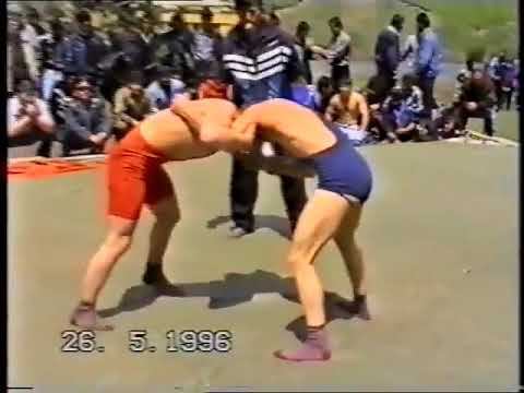 На ковре Рамазанов Идрис Рамазанович (Тлядал) - Хайрулаев Абдурашид (Шаури) 26.05.1996 г. смотреть онлайн