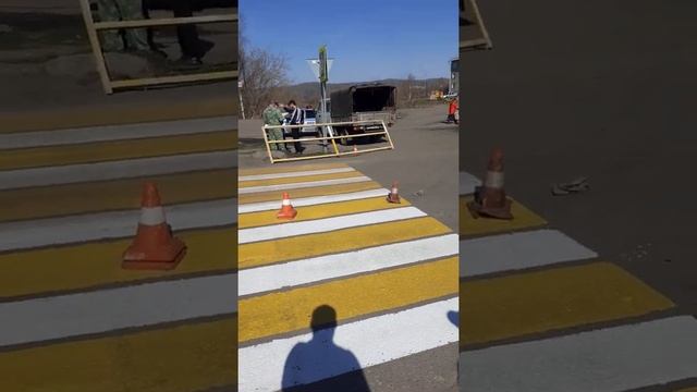 Мент который ни кому ни чего не должен смотреть онлайн