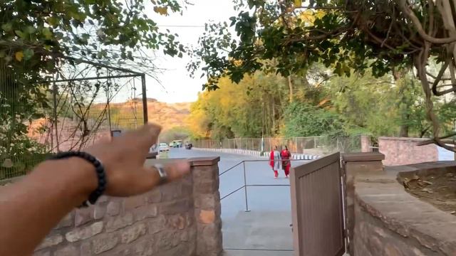 HİNDİSTAN GÜVENİLİR Mİ? Hindistan’ı Kız Arkadaşımla Geziyorum!! Jodhpur смотреть онлайн