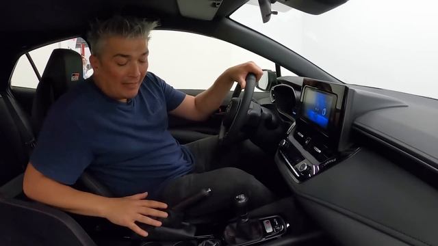Toyota GR Corolla 2023 - É MESMO UM COROLLA? QUANTO CUSTA? COMO ANDA? TRAÇÃO AJUSTÁVEL? SAIBA TUDO! смотреть онлайн