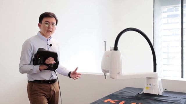 Powering Up The KUKA KR SCARA Robot