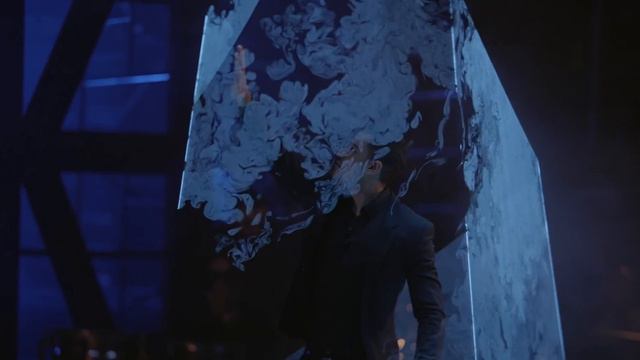 Carlos Rivera, Miguel Bosé - Nada Particular (Video Oficial) смотреть онлайн