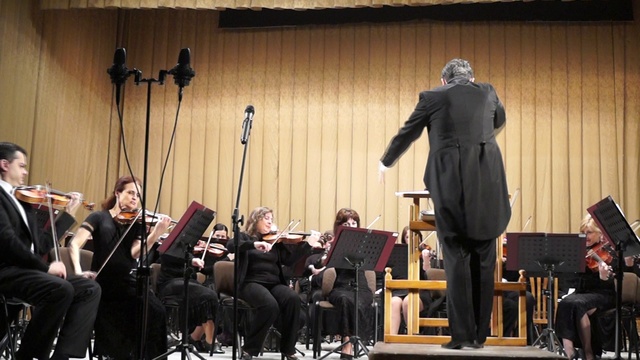 Koncert w filharmonii, 5 lutego смотреть онлайн