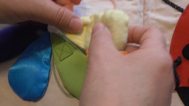 Мягкая развивающая книжка №1