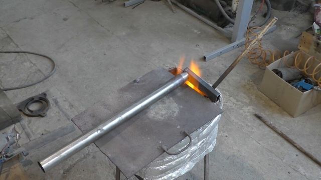 Заливаю алюминий в длинную трубу смотреть онлайн