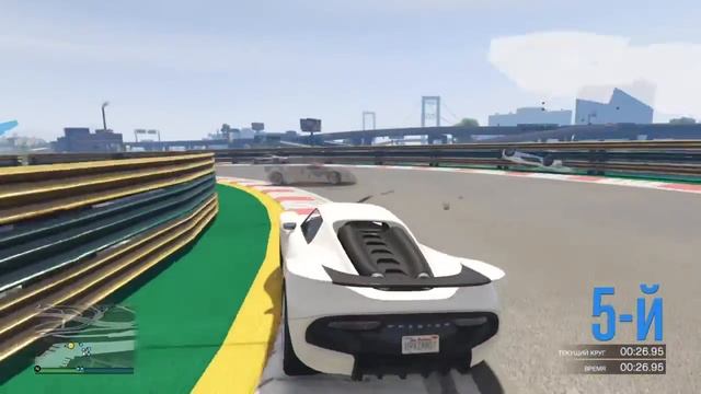 Grand Theft Auto V каскадерская серия 2) делаеи сальто на машине!
