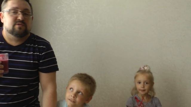 Молочные коктейли из множества ягод и фруктов! смотреть онлайн