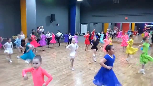Полька. Разминка перед конкурсом в Dancerepublic, 29.04.2018 смотреть онлайн