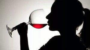 Tural Everest - Вина Бокал Бокал Вина