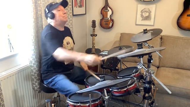 “What’s going on” drum cover. On Alesis crimson drums смотреть онлайн