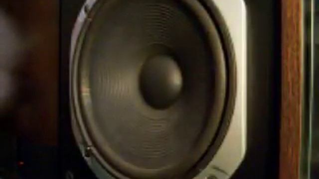 Yamaha Speaker Extinguishing Matches смотреть онлайн