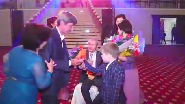 Арайлым Аяулым АКЕ АНА смотреть онлайн