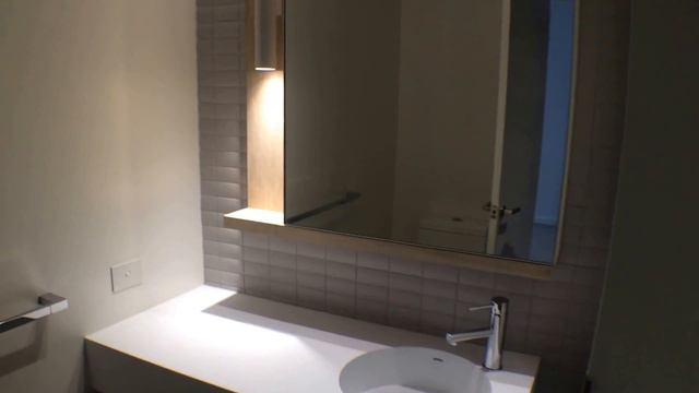 Melbourne Apartments for Rent: Abbotsford Apartment 1BR/1BA by Melbourne Property Management смотреть онлайн