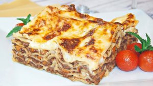 Лазанья с соусом Бешамель и Болоньезе, рецепт очень вкусной лазаньи в домашних условиях!