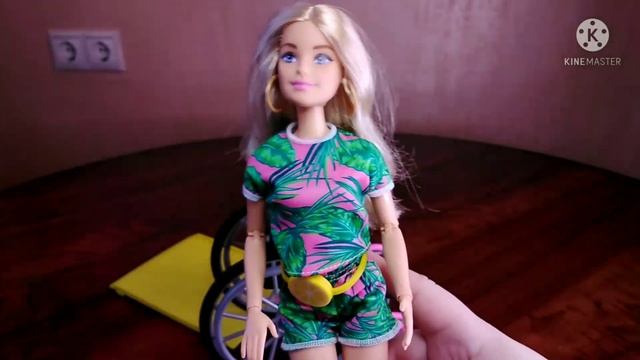 Разговоры о куклах: Barbie Fashionistas в инвалидной коляске