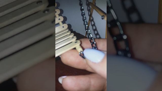 Делаем мебель для куклы Барби. Качельки.( смотреть онлайн