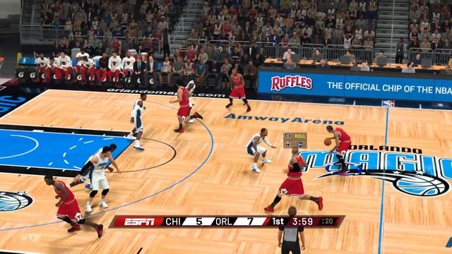 Derrick Rose Monster Dunk on Dwight Howard - NBA 2K20 Ultimate Retro Roster смотреть онлайн