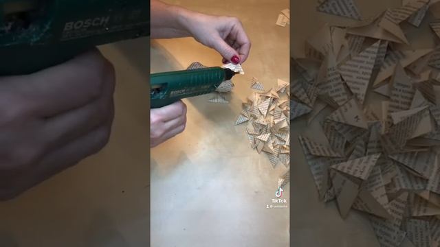 Шишка новогодний декор смотреть онлайн