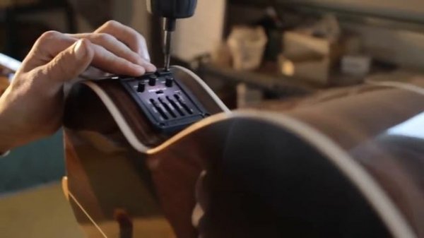 Alhambra Factory Tour Экскурсия по гитарной фабрике Alhambra Испания