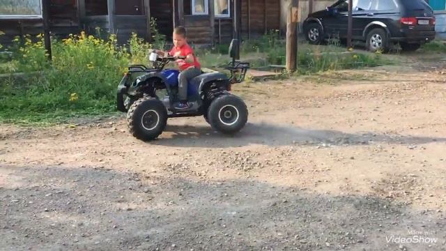 Дрифт на КВАДРОЦИКЛЕ !!! [1 часть] смотреть онлайн