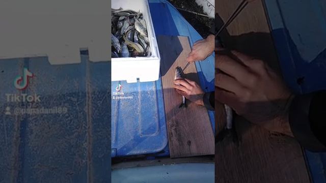 лайфхак по чистке корюшки??? смотреть онлайн