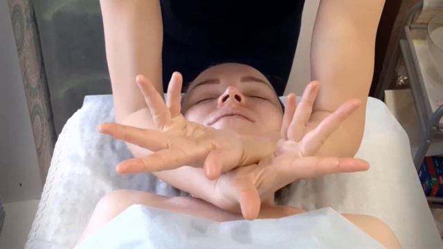 Хиромассаж лица для прекрасной Олесинии смотреть онлайн