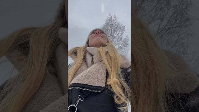 Это песня ассоциируется с детством ,теплотой и уютом ? смотреть онлайн