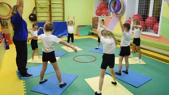 СОВРЕМЕННАЯ СРЕДА ДЕТСТВА смотреть онлайн