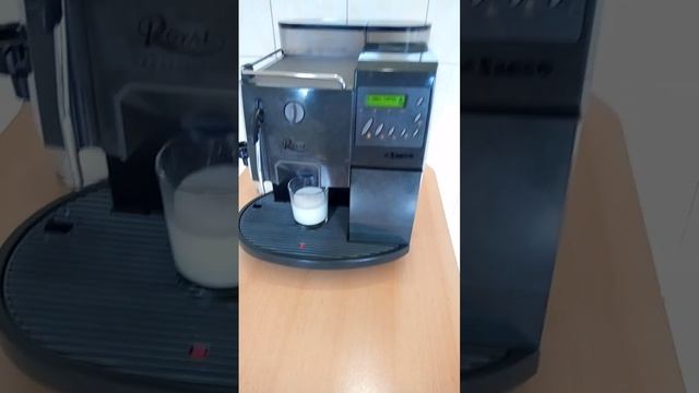 Работа моей кофемашины Saeco Royal Professional смотреть онлайн