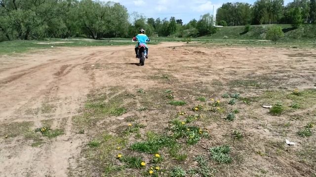 Мотоцикл Кросс Motoland NX125 ( Мотоленд нх 125) первый выезд. смотреть онлайн