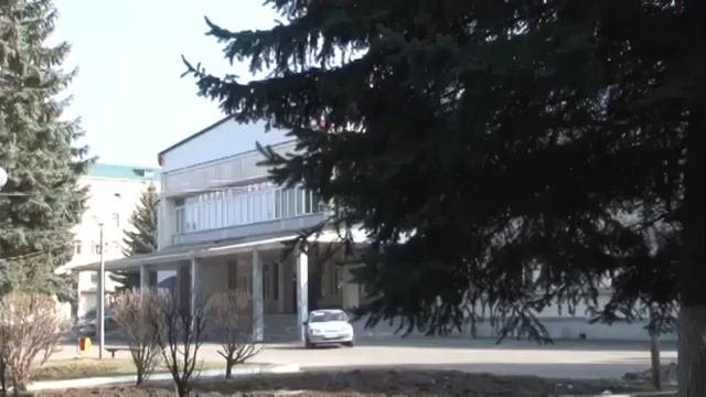 В Пригородном районе почти все кударцы, а иронцев и дигорцев там очень мало.