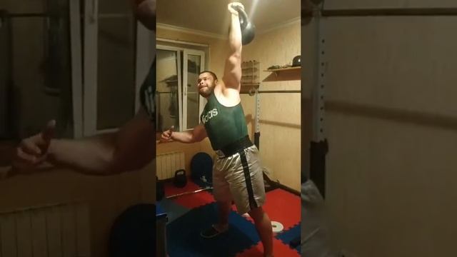 Жим гири 50кг на 19 повторов!) смотреть онлайн