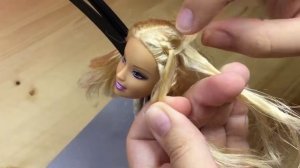 Плетем косу для Барби (Barbie Doll). Новая прическа своими руками.