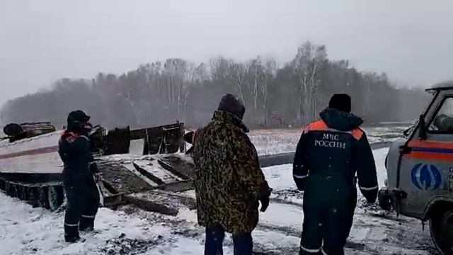 Работа спасателей в Нижнеомском районе смотреть онлайн