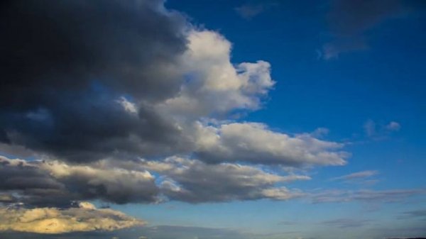 Таймлапс - Timelapse of running clouds. Venus Rising.