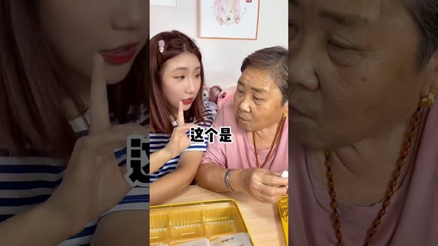 今天做个麻辣油炸痞老板，你吃过痞老板吗？撒上满满的孜然超好吃！！【天津吃货静静】#痞老板 #蛏子 #自制美食 смотреть онлайн