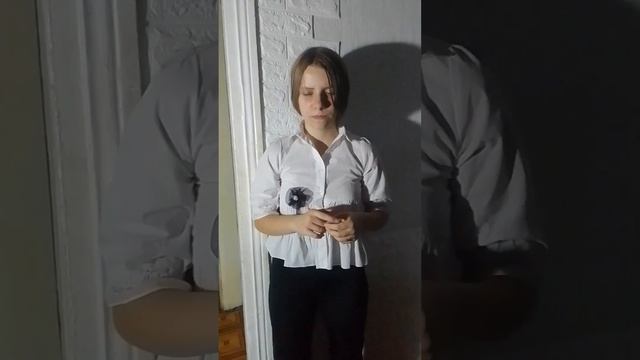 Бабулька с телефоном или бабушка с телеыоном.Школьница 80-х годов. 1 часть смотреть онлайн