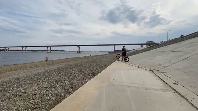 UNDERGROUND JAM - 2022 "BMX" смотреть онлайн