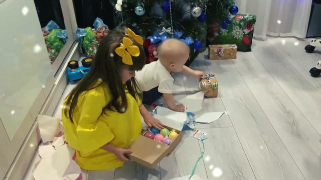 Подарки на Новый Год / #Детская радость 🥳 смотреть онлайн