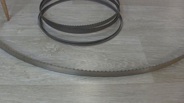 Биметаллическое полотно на ленточной пиле. Bimetallic blade on band-saw смотреть онлайн