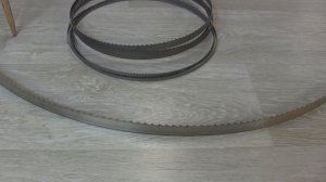 Биметаллическое полотно на ленточной пиле. Bimetallic blade on band-saw