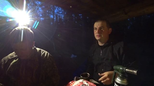 В тайгу на рыбалку к лесной избушке. В эти места хочется возвращаться снова и снова! смотреть онлайн