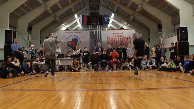 1\8 - Uncle Vova vs Maks Fit - Big Break Battle Togliatty смотреть онлайн