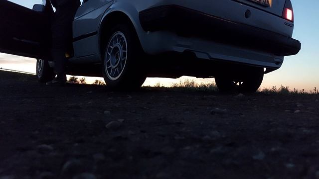 1989 Volkswagen Golf MK2 1.3 (2G/MH) exhaust sound смотреть онлайн