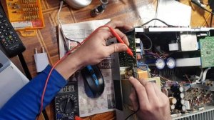 YAMAHA RX-V650 Не включается