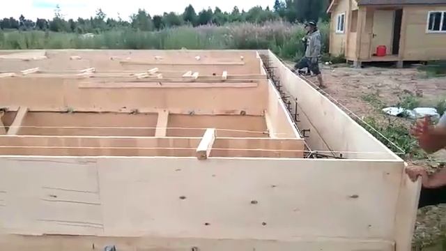 ленточный фундамент готово заливка бетона смотреть онлайн