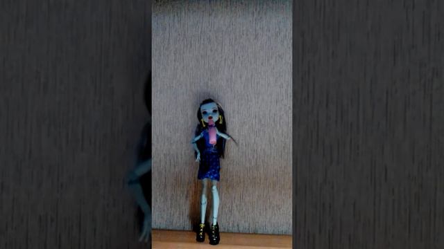 Песня Школьный вальс.Поёт Дарья???? смотреть онлайн