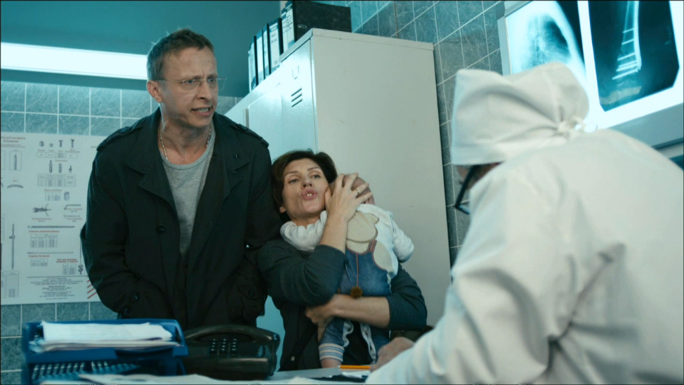 Интерны: Быков и Кисегач принесли сына в травмпункт смотреть онлайн